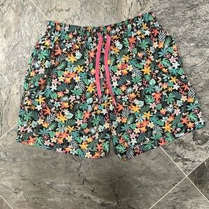 Chubbies excellent condition size medium, 5.5 inseam swim suit